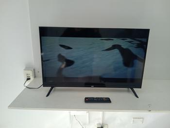 Televisor Led Convencional De 32 '' Marca Win Modelo Win32fn Usado En Buen Estado Con Control Sin Caja Acc Par De Patitas Ent. Usb Hdmi